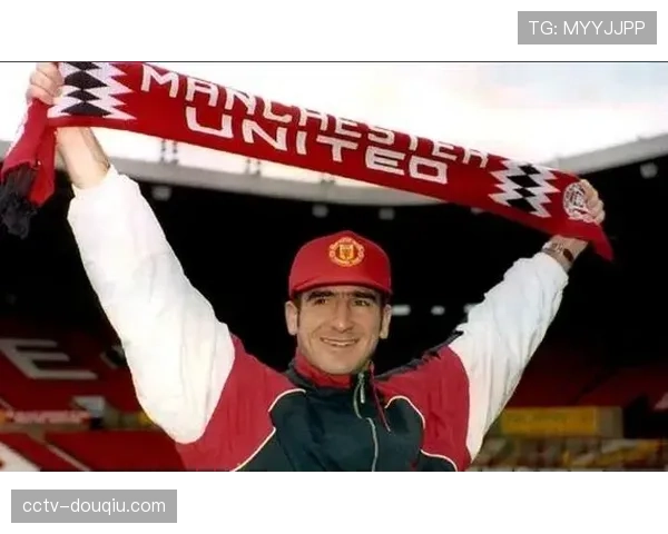 曼联总监威尔科克斯：以坎通纳为典范，引援注重团队精神