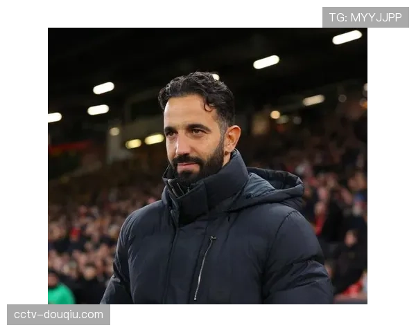 曼联主帅阿莫林当选英超10月最佳主帅，率队取得英超三连胜